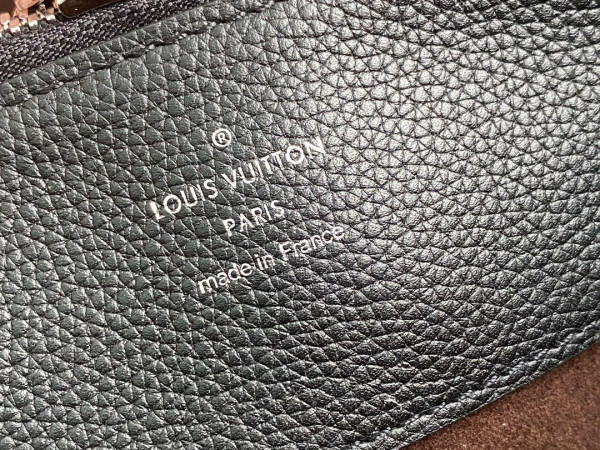 l0*is V*t0n bella tote