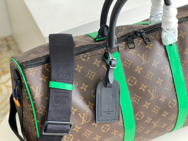 l0*is V*t0n keepall bandouliÈre 50