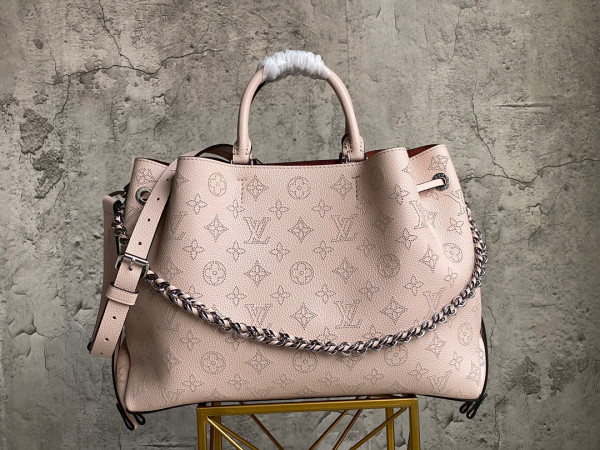 l0*is V*t0n bella tote