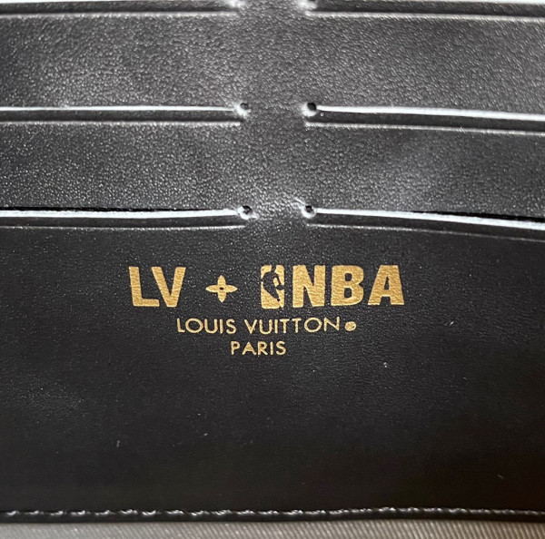 l0*is V*t0n lvxnba soft trunk wearable wallet