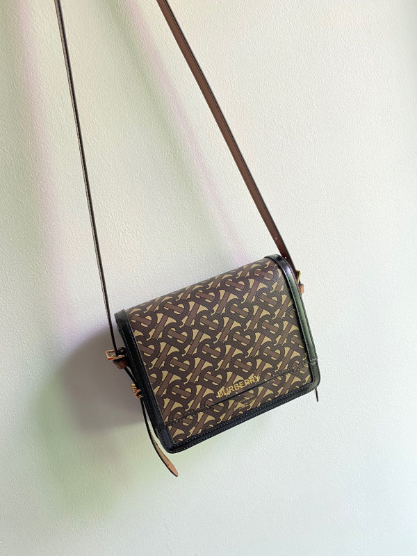 B**rry small leather grace bag