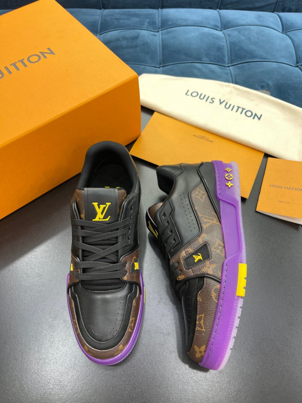 l0*is V*t0n trainer sneaker