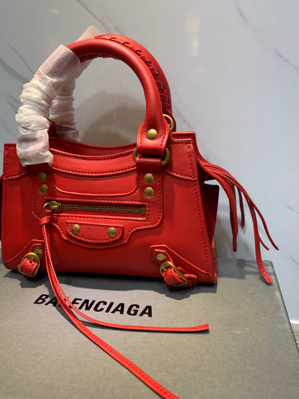 Ba*len*cia*ga neo classic mini top handle bag