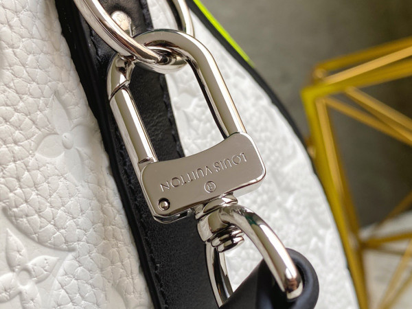l0*is V*t0n keepall 50b