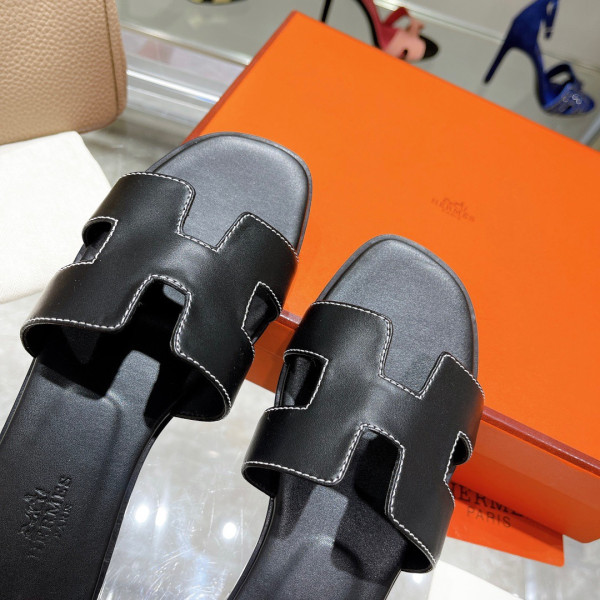 H**mes sandal