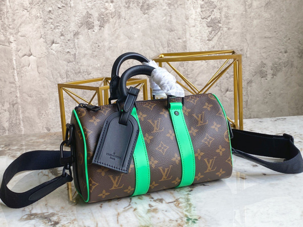 l0*is V*t0n keepall bandouliÈre 25