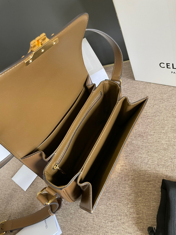 CELIN* CLASSIQUE TRIOMPHE BAG