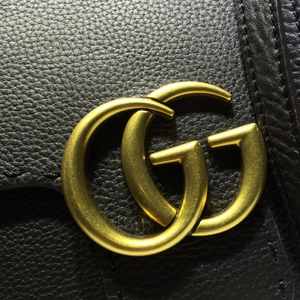 G*u*i gg marmont shoulder bag