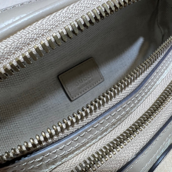 G*u*i belt bag with interlocking g