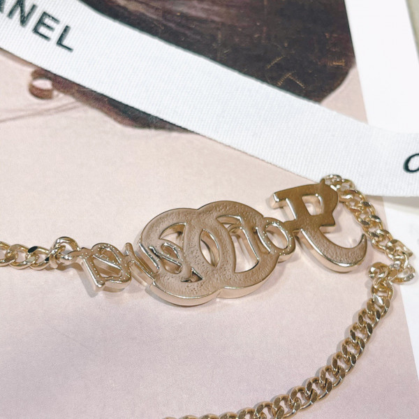 CL NECKLACE
