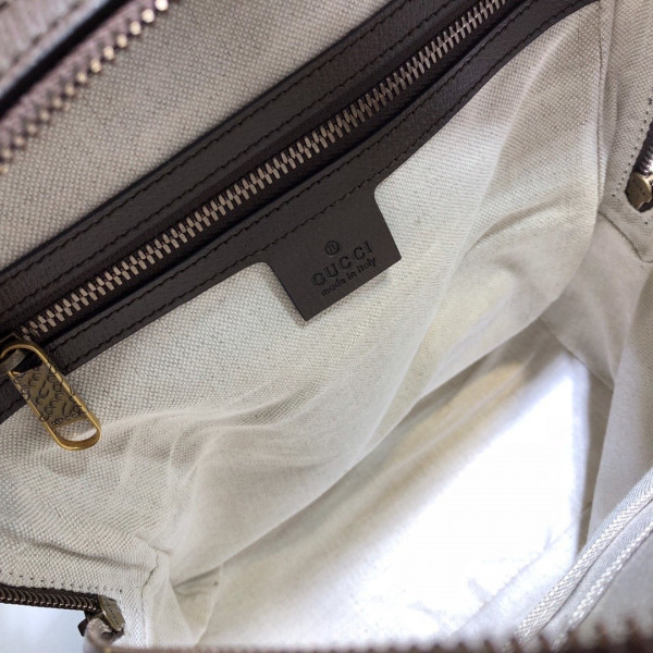 G*u*i backpack