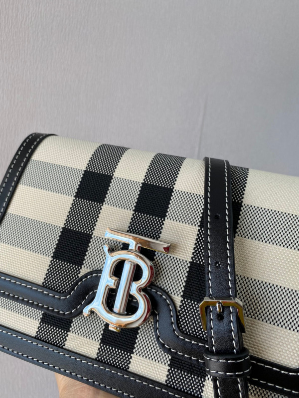 B**rry small tb bag