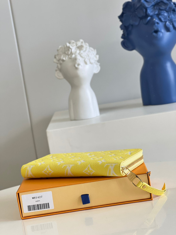 l0*is V*t0n zippy wallet