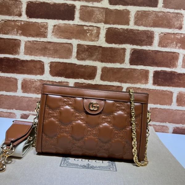 G*u*i gg matelassé leather shoulder bag