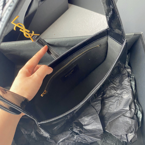 Y*L le 5 À 7 hobo bag