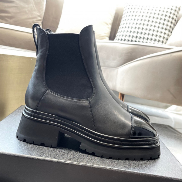 CL ANKLE BOOTS