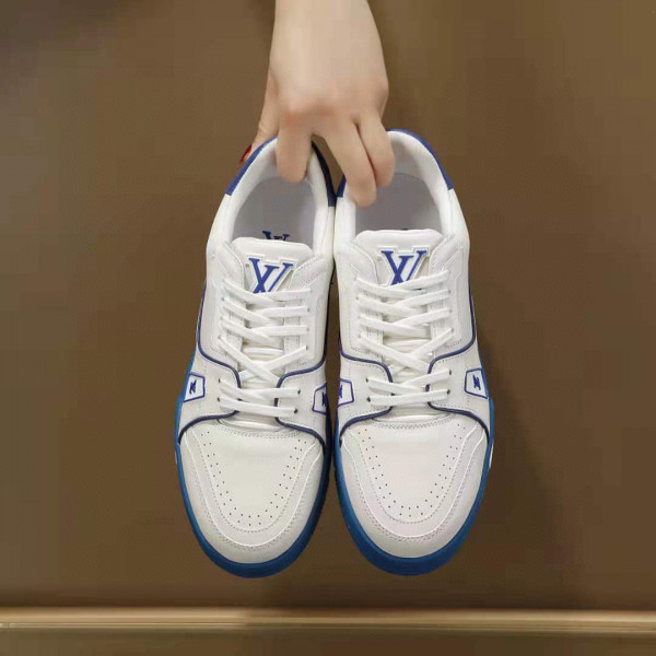 l0*is V*t0n trainer sneaker