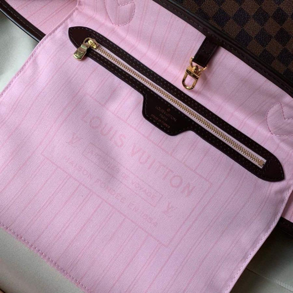 l0*is V*t0n neverfull mm