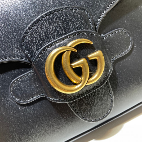 G*u*i small messenger bag with double g