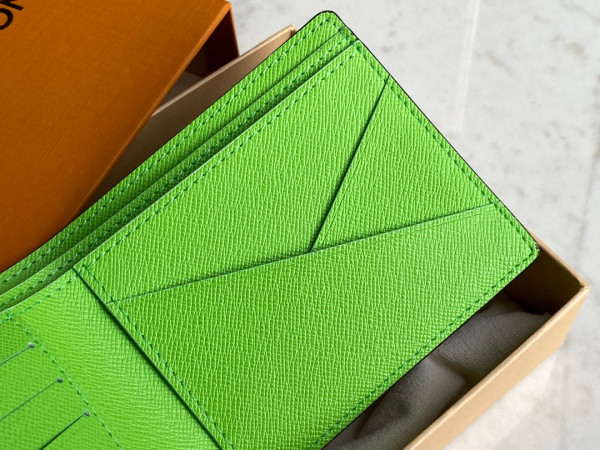 l0*is V*t0n multiple wallet