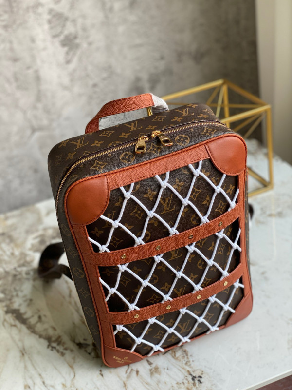 l0*is V*t0n lvxnba shoe box backpack