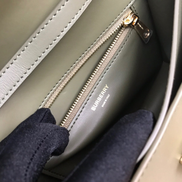 B**rry small tb bag