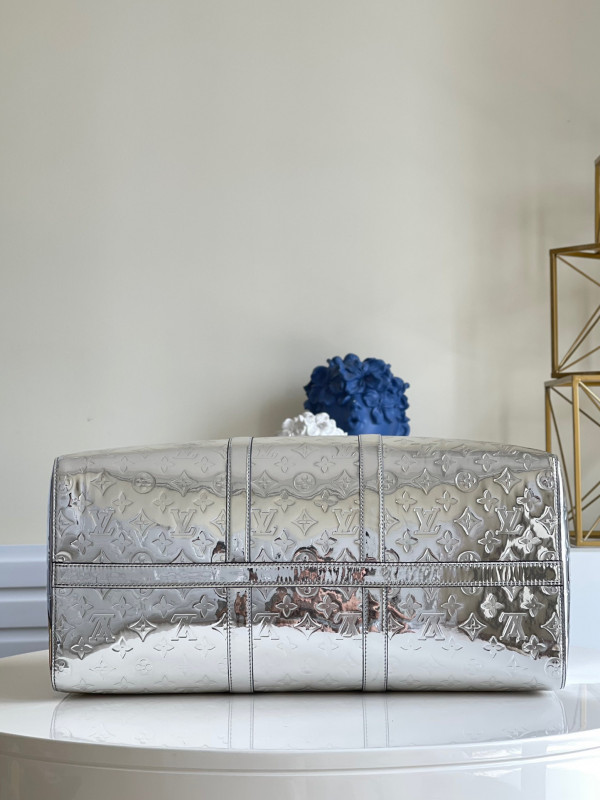 l0*is V*t0n keepall bandouliÈre 50