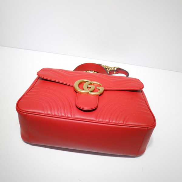 G*u*i gg marmont medium top handle bag