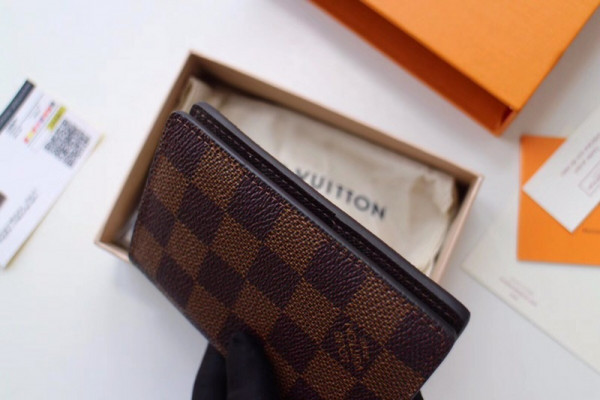 l0*is V*t0n pocket organizer