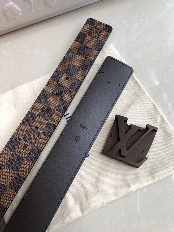 l0*is V*t0n belt