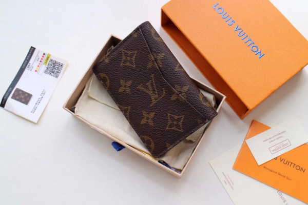 l0*is V*t0n pocket organizer