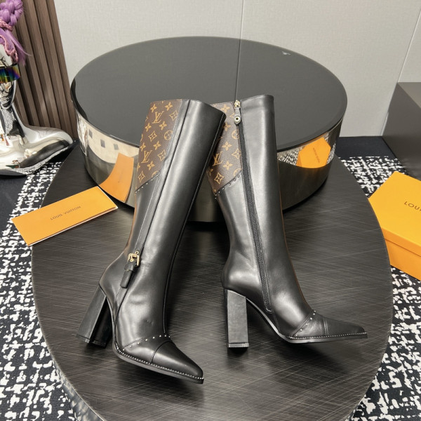 l0*is V*t0n boots