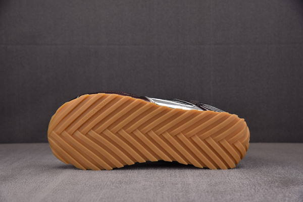 bo*te*ga Ve*ne*ta sneakers