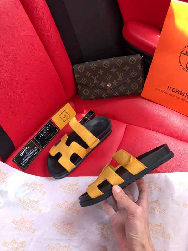 H**mes sandal