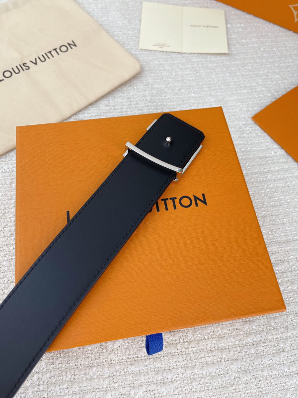 l0*is V*t0n belt
