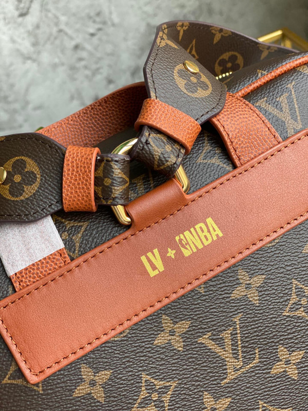 l0*is V*t0n lvxnba shoe box backpack