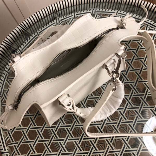 Ba*len*cia*ga neo classic mini top handle bag