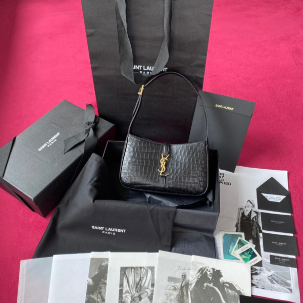 Y*L le 5 À 7 hobo bag