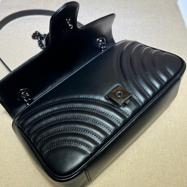 G*u*i gg marmont 26cm