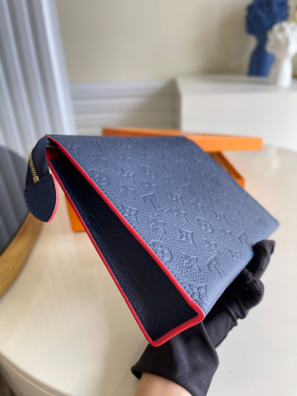 l0*is V*t0n pochette voyage