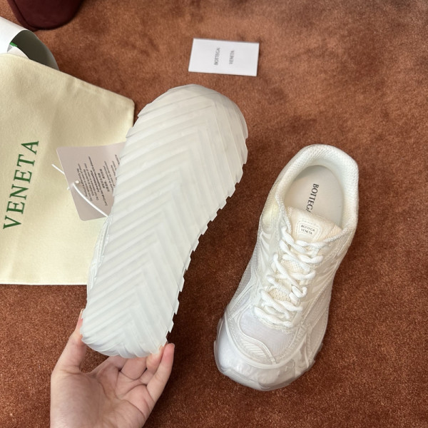 bo*te*ga Ve*ne*ta sneakers
