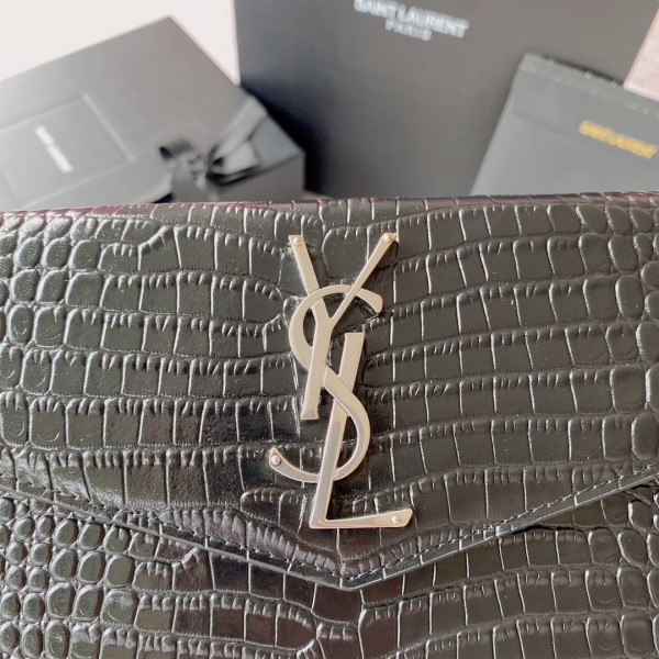 Y*L uptown pouch