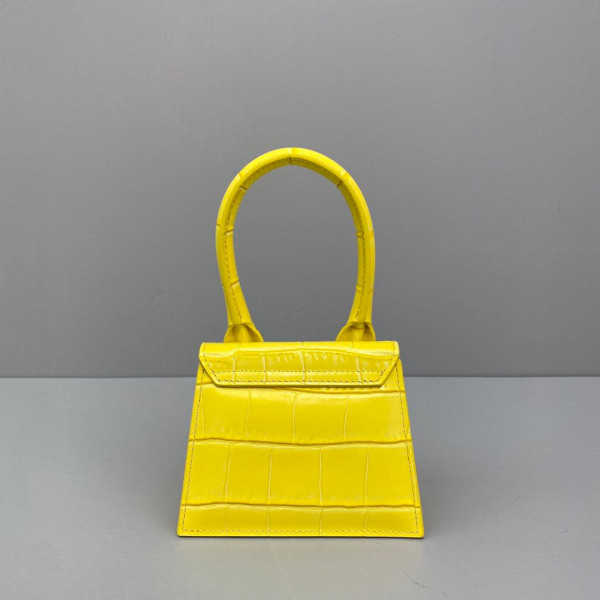 JACQUEMUS Le Chiquito Mini Bag