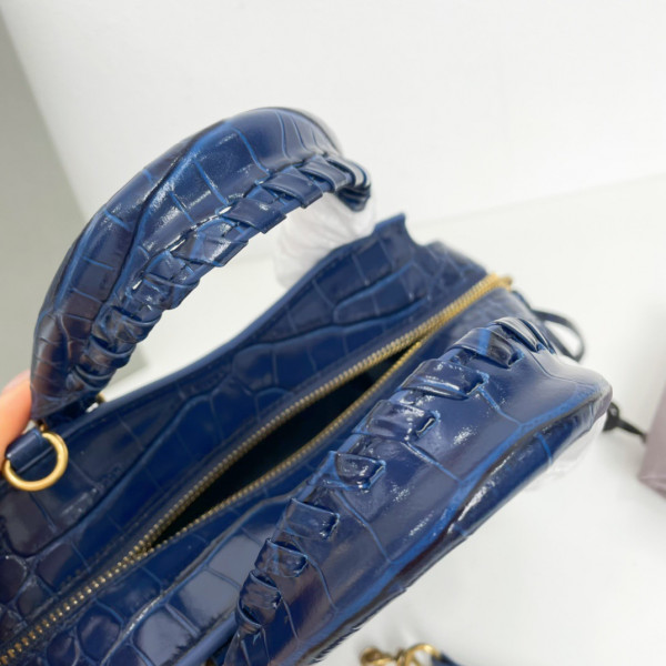 Ba*len*cia*ga neo classic mini top handle bag
