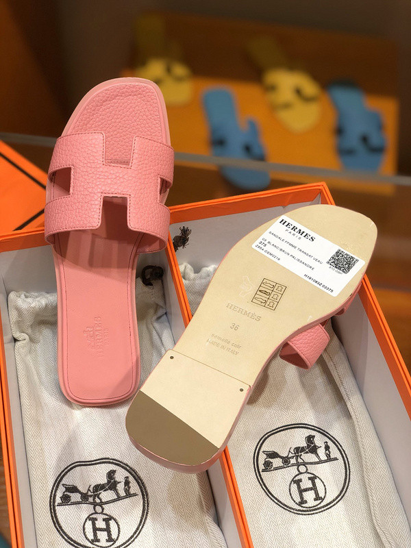 H**mes sandal