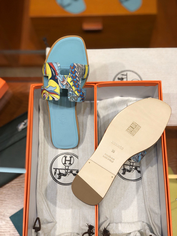 H**mes sandal