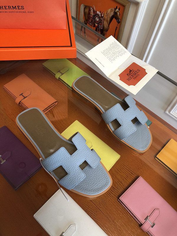 H**mes sandal