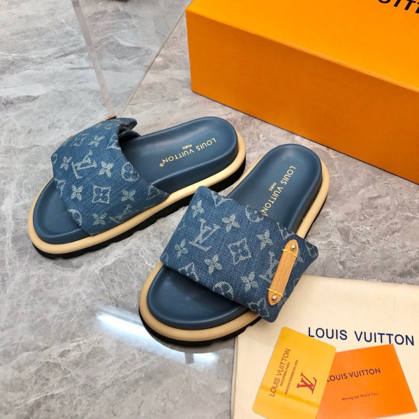 l0*is V*t0n pool pillow comfort mule
