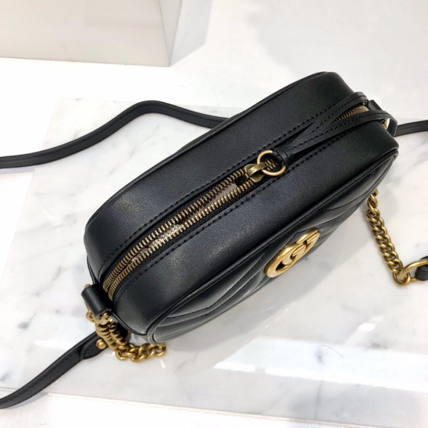 G*u*i gg marmont matelassé mini bag