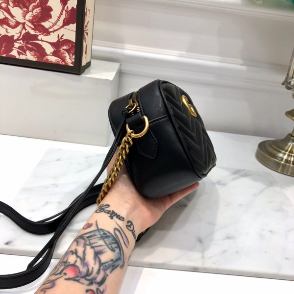 G*u*i gg marmont matelassé mini bag